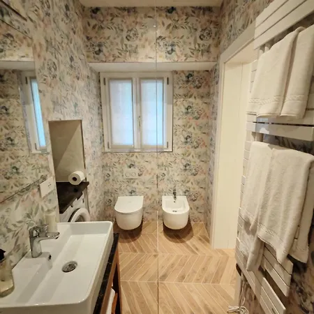 דירה Il Caruggio Townhouse ואראצה